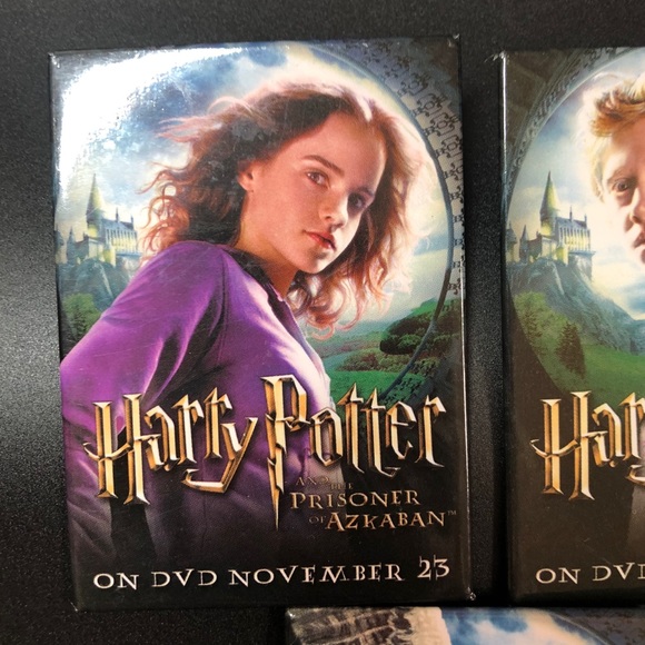 Three Harry Potter, Prisoner of Azkaban buttons! - Picture 2 of 8